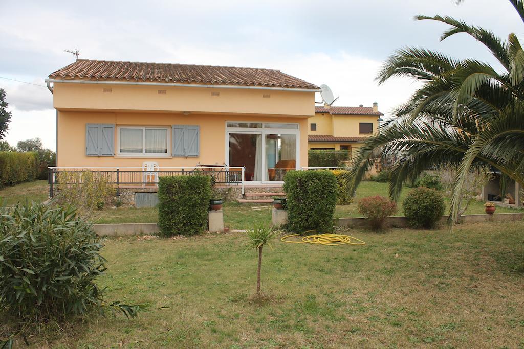 Вілла Casa Les Roques Bascara Номер фото